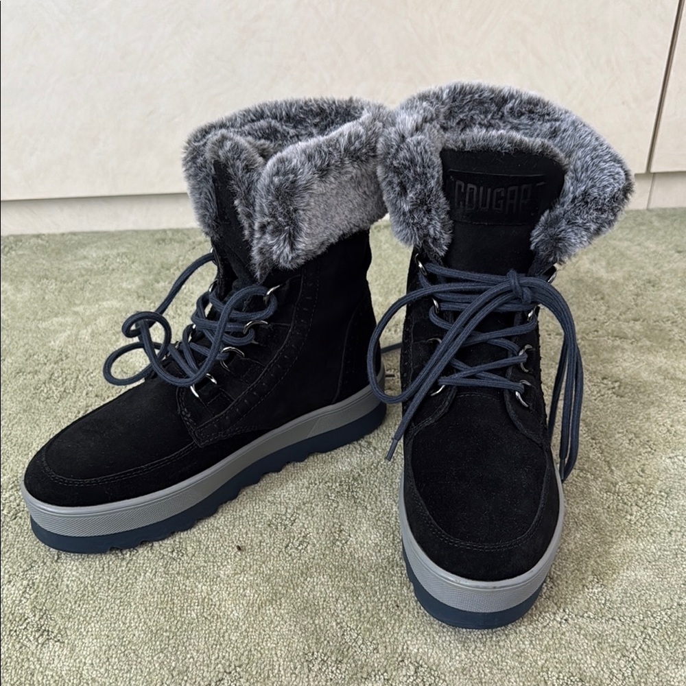 Cougar Women's Black Fur-Lined Boots